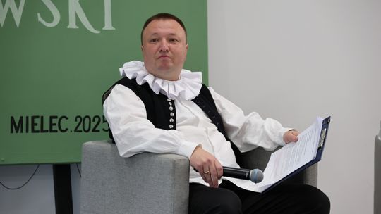 14 edycja Ogólnopolskiej Akcji Narodowego Czytania w Mielcu