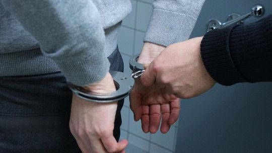 34-latek ranił nożem swojego współlokatora. Został tymczasowo aresztowany