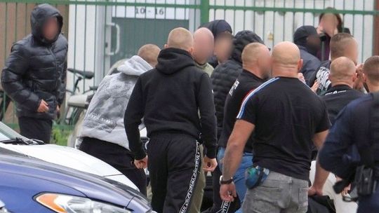 Akt oskarżenia przeciwko uczestnikom bójki pseudokibiców skierowano do sądu