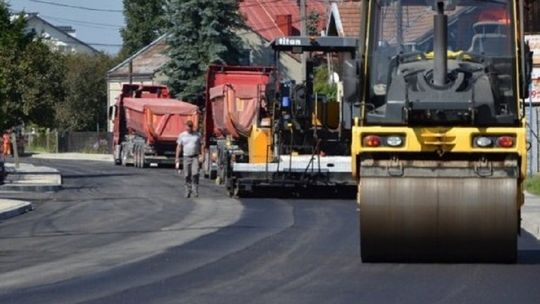 Będą kolejne drogi asfaltowane w gminie Radomyśl Wielki