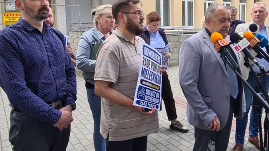 Bogusław Kołacz  oburzony zachowaniem Starosty wobec związków zawodowych szpitala- VIDEO