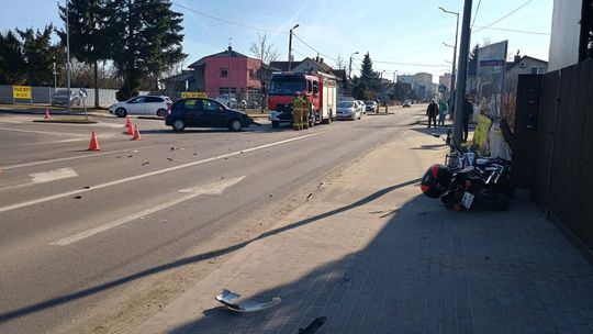 Droga zablokowana. Wypadek w Mielcu Droga zablokowana. Wypadek w Mielcu