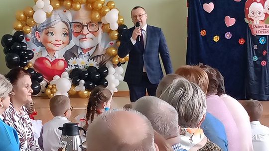 Dzień Babci i Dziadka w Szkole Podstawowej w Gawłuszowicach
