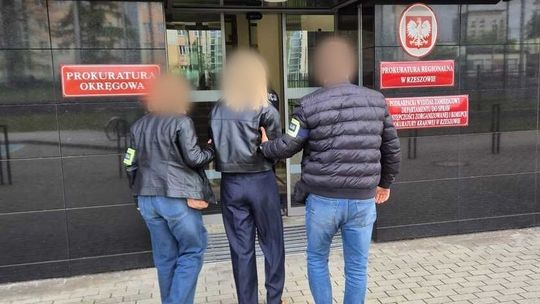 Grozi jej 10 lat.  Oszukiwała, zrobiła 127  transakcji na ponad milion złotych