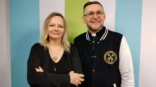 Instrukcja obsługi smartfona” – o. Łukasz Buksa w Tarnowska.tv Instrukcja obsługi smartfona” – o. Łukasz Buksa w Tarnowska.tv