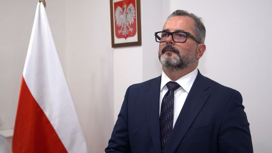 Jedną trzecią świadczeń KRUS wciąż wypłaca przekazem pocztowym. Kasa chce przekonać emerytów i rencistów do bankowości