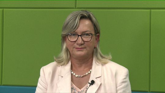 Józefa Szczurek-Żelazko obawia się sprzedaży polskiego majątku przez rządzących. Ustawa wiatrakowa zawetowana przez Prezydenta Nawrockiego