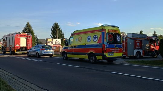 Kierujący osobówką wjechał w ogrodzenie na Wojsławskiej w Mielcu