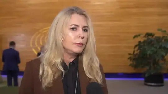 Kobiety w ciąży i młode matki wciąż dyskryminowane na rynku pracy. Trudniej im awansować i otrzymują niższe wynagrodzenia