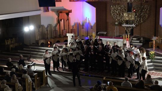 Koncert Cecyliański i Jubileusz 55-lecia Chóru Nauczycielskiego ZNP i SCK „Akord”