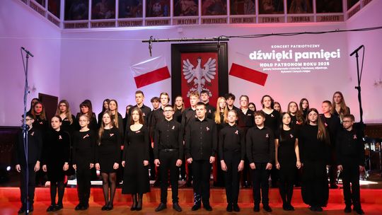 Koncert patriotyczny "Dźwięki pamięci". Koncert patriotyczny "Dźwięki pamięci".