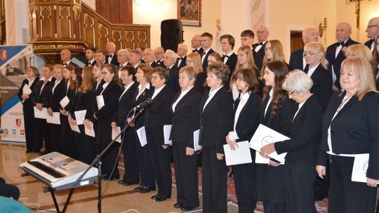 Koncert "Pielgrzymi Nadziei" w Wadowicach Górnych. Koncert "Pielgrzymi Nadziei" w Wadowicach Górnych.