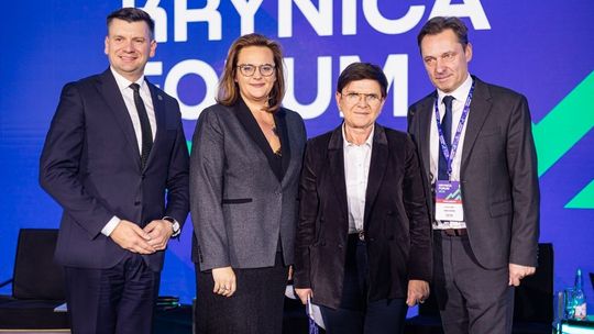 Krynica Forum 2025: Pieniądze z UE. To regiony najlepiej wiedzą, czego im potrzeba Krynica Forum 2025: Pieniądze z UE. To regiony najlepiej wiedzą, czego im potrzeba