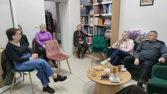 Literackie podróże Dyskusyjnego Klubu Książki w Borowej