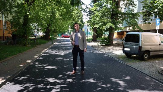 Mielec. Nakładki asfaltowe na miejskich drogach Mielec. Nakładki asfaltowe na miejskich drogach