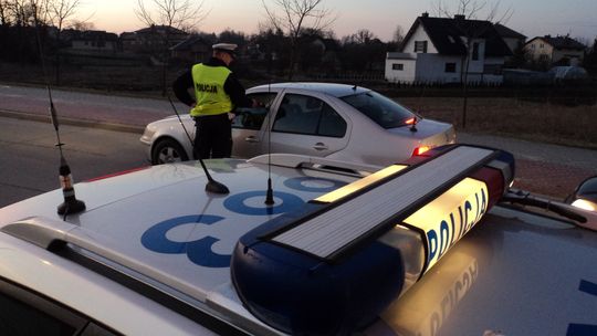 Mielec. Nietrzeźwi kierujący na drogach powiatu mieleckiego. Policjanci apelują o rozsądek