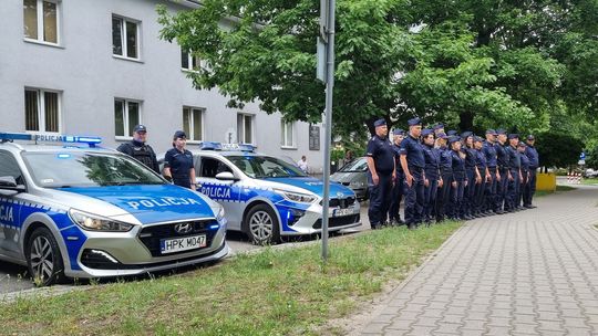 Mieleccy policjanci oddali hołd poległemu na służbie Żołnierzowi