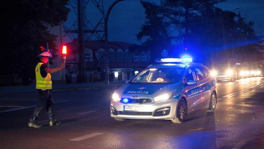 Nietrzeźwy rowerzysta wjechał w samochód