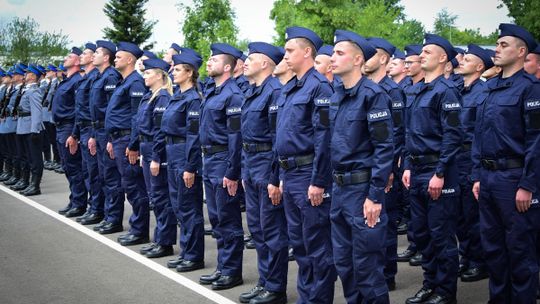 Nowo przyjęci policjanci złożyli ślubowanie