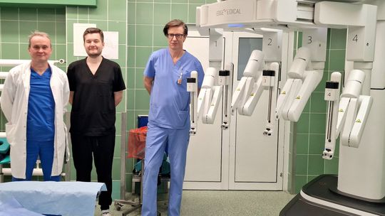 Nowoczesna chirurgia robotyczna w Mielcu. Najbardziej precyzyjna i bezpieczna