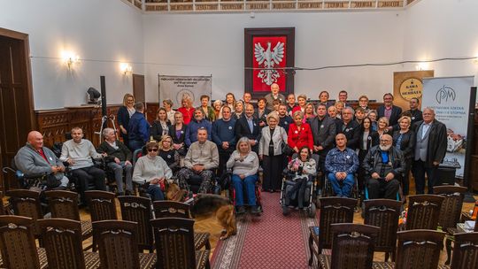 Pierwsza rocznica działalności Tacy Sami - Stowarzyszenia Osób z Niepełnosprawnościami w Mielcu