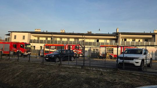 Plastikowy pojemnik z niedopałkami spowodował pożar w Radomyślu Wielkim Plastikowy pojemnik z niedopałkami spowodował pożar w Radomyślu Wielkim