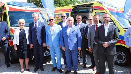 Podkarpacka Stacja Pogotowia w Mielcu wzbogaciła się w cztery nowe ambulanse.