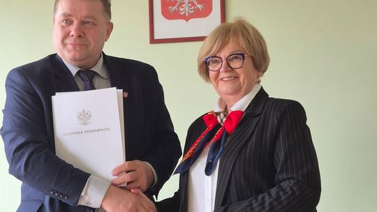 Podpisana umowa. Będzie wsparcie finansowym dla Powiatu Mieleckiego