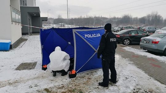 Policjanci wyjaśniają okoliczności śmierci mieszkanki Rzeszowa