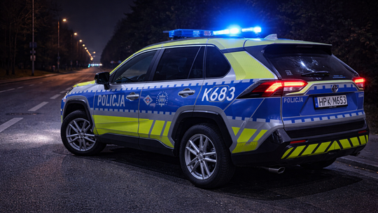 Pościg ulicami Mielca. 31-latek miał 1,8 promila, w samochodzie przewoził 9-letnią córkę