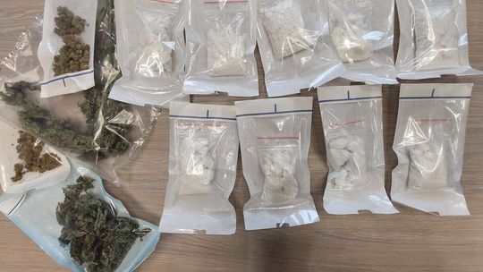 Ponad kilogram narkotyków przejęty przez kryminalnych -VIDEO