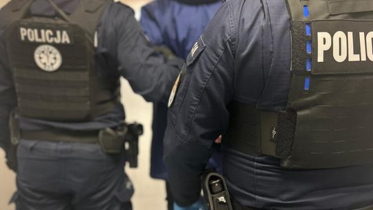Poszukiwani przez policję trafili do zakładu karnego