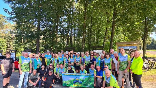 Powitanie Jesieni. Rajd rowerowy Stowarzyszenia Trasy rowerowe Mielec - VIDEO