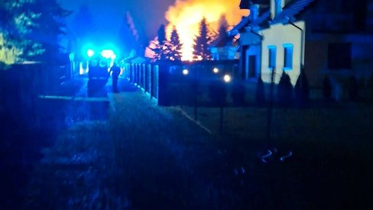 Pożar budynku mieszkalnego w Śledziejowicach. Nie żyje około 60-letni mężczyzna