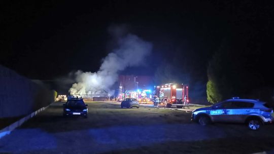 Pożar na terenie Zajazdu Folwark pod Mielcem Pożar na terenie Zajazdu Folwark pod Mielcem