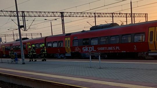 Pożar pociągu na dworcu w Dębicy