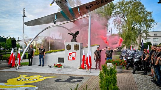 Radomyśl Wielki uczcił pamięć bohaterów Powstania Warszawskiego Radomyśl Wielki uczcił pamięć bohaterów Powstania Warszawskiego