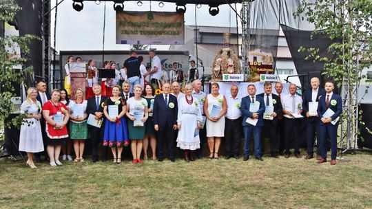 Radosny i barwny Festiwal Tradycji Ziemi Tuszowskiej w Maliniu