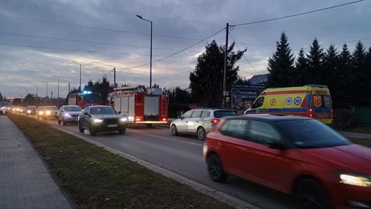 Starszy mężczyzna leżał na chodniku w Mielcu. Interweniowali strażacy!