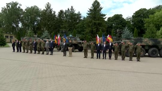 Szef MON spotkał się z niemieckim ministrem obrony w 18. pułku przeciwlotniczym w Zamościu