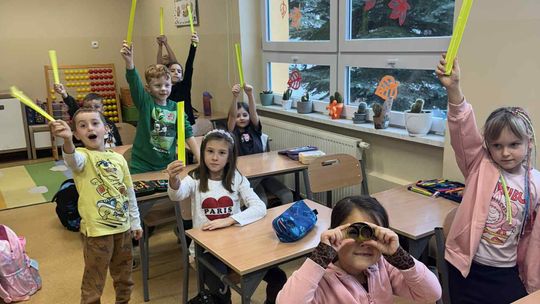 Szkoła Podstawowa nr 8 w Mielcu włączyła się w akcje "Odblaskowa szkoła" Szkoła Podstawowa nr 8 w Mielcu włączyła się w akcje "Odblaskowa szkoła"