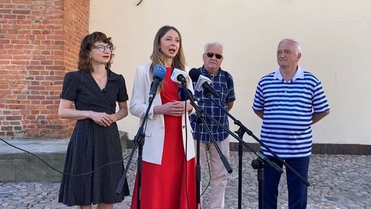 Ministra Dziemianowicz-Bąk zapowiada pierwszą wypłatę rent wdowich