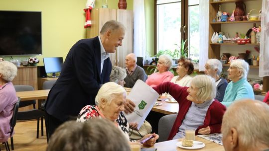 Tuszów Narodowy. Słoneczna Jesień Życia IV