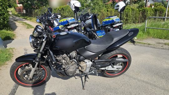 Uciekał motocyklem przed policjantami. Nie uniknął odpowiedzialności karnej