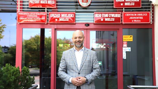 Urząd Miejski w Mielcu zmienia się dla mieszkańców. Nowy program „Jesteśmy dla Was”