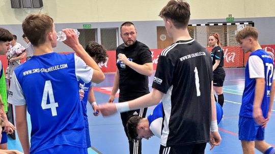 V miejsce w Polsce dla uczniów szkoły SMS Stal Mielec w futsalu