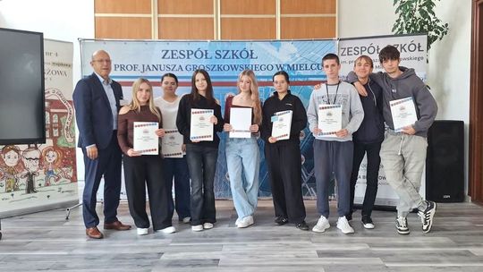 W Elektryku rozdano stypendia dla najlepszych