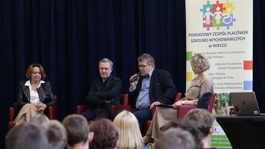 Ważne dyskusje o rynku pracy dla niepełnosprawnych intelektualnie Ważne dyskusje o rynku pracy dla niepełnosprawnych intelektualnie