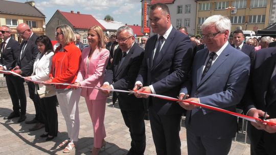 Wielkie święto w Zakliczynie. Uroczyście otwarto zrewitalizowany Rynek