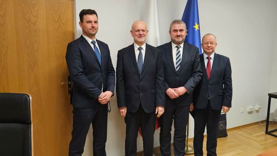 Wizyta Wójta Gminy Borowa w Ministerstwie Infrastruktury Wizyta Wójta Gminy Borowa w Ministerstwie Infrastruktury